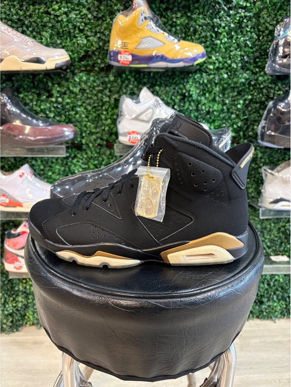 Air Jordan 6 Retro “Defining Moments” 2020 Men’s 10.5